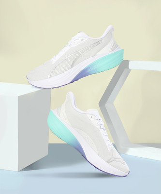 PUMA Darter Pro Fade Running Shoes For Men(White , 6)