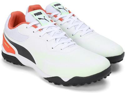 PUMA TRUCO III TT Football Shoes For Men(White , 8)
