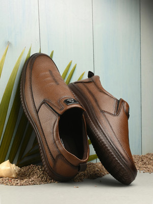 Server Men's PU Synthetic Leather Casuals For Men(Tan , 6)