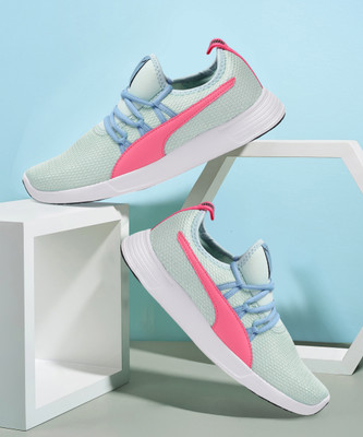 PUMA Loop Winflyte Wns Sneakers For Women(Green , 3)