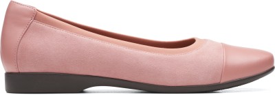 CLARKS Un Darcey Cap2 Rose Combi Boat Shoes For Women(Pink)