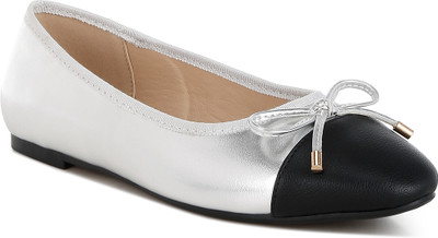 London Rag Two Tone Ballet Flats Bellies For Women(Silver , 5)