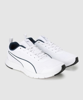 PUMA Hurdler Walking Shoes For Men(White)