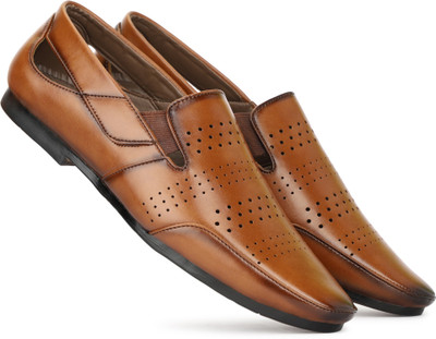 Mark Range Stylish & Trendy Loafers For Men(Tan , 11)