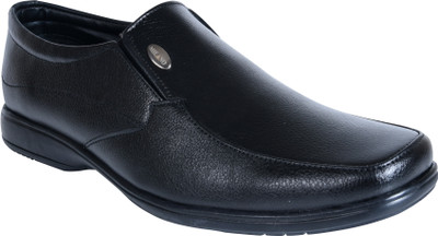 action Action Milano N-STUDIO 5 Slip On For Men(Black , 8)