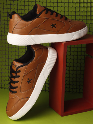 HRX by Hrithik Roshan Walking Shoes For Men(Brown , 10)
