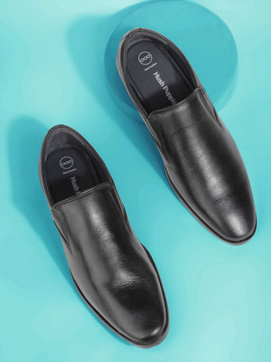 HUSH PUPPIES Slip On For Men(Black , 10)