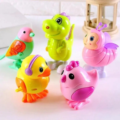 Kidzoy 1 Pcs Cute Jumping Bird Wind Up Toys Key Operated Colorful Bird Toys for Kids Rattle(Multicolor)