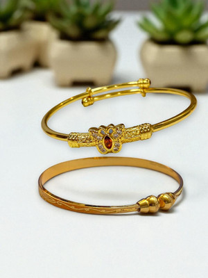 AARISAI Metal Ruby Gold-plated Bangle