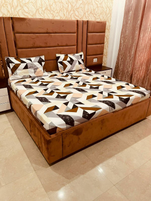 TURIYA 180 TC Microfiber Double Geometric Fitted (Elastic) Bedsheet(Pack of 1, Brown)