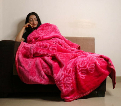 Yati Gallerie Floral Single Mink Blanket for  Heavy Winter(Microfiber, Pink)