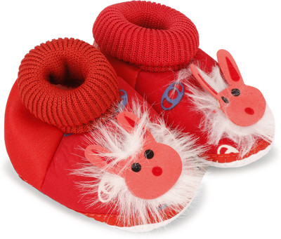 Latest Design Booties Infant Shoes For Baby Boy and baby Girls Booties(Toe to Heel Length - 5 cm, Multocolor)
