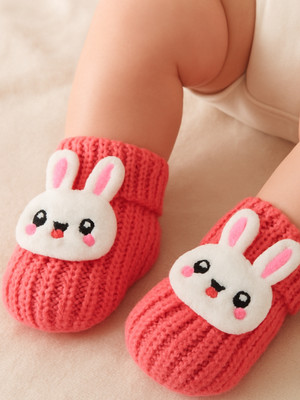 cdeck Unise Baby Hand Knitted Woolen Booties for Winter (0-12 Months) Booties(Toe to Heel Length - 10 cm, Peach)