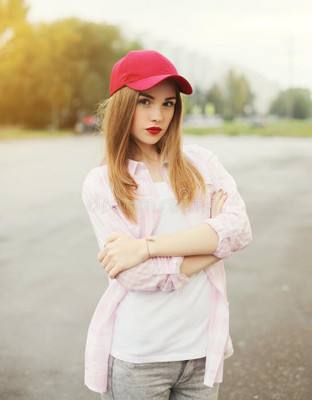 Amience Solid, Self Design Sports/Regular Cap Cap