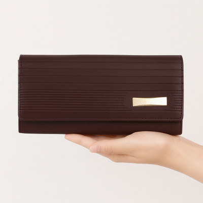 Reshu Casual, Formal, Party Brown  Clutch