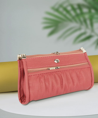 HouseOfCommon Casual Pink  Clutch