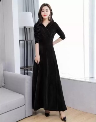 ARSH LIFESTYLE Women A-line Black Dress