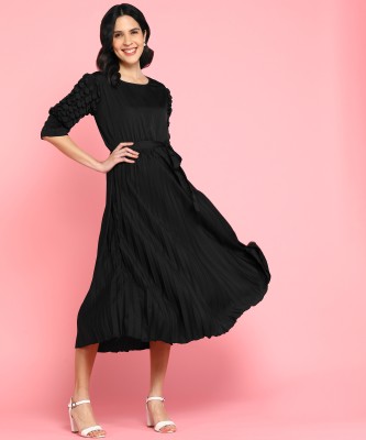 IQRA ENTERPRISE Women Pleated Black Dress