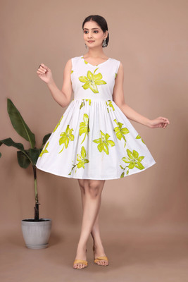 Ajfab Women Fit and Flare Green Above Knee/Mid Thigh Length Dress