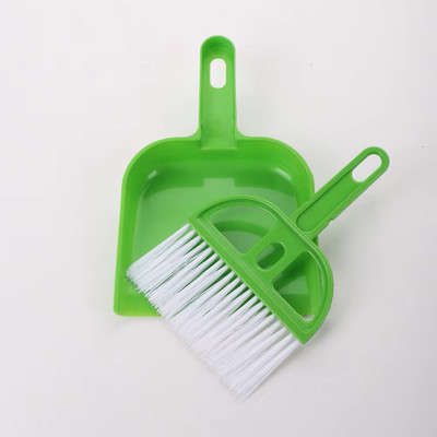 Kuhu Plastic Dustpan(Multicolor)