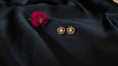 Desi Jhumka Apple Shape Pearl Studs @161/- For Rs. 161 @ 72% off
