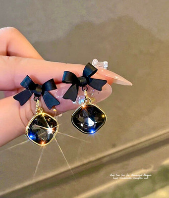 ALONZO Black Bow Crystal Cute Korean earrings Pair Swarovski Crystal, Diamond, Crystal, Swarovski Zirconia, Zircon, White Zircon Crystal, German Silver, Metal, Stone Stud Earring