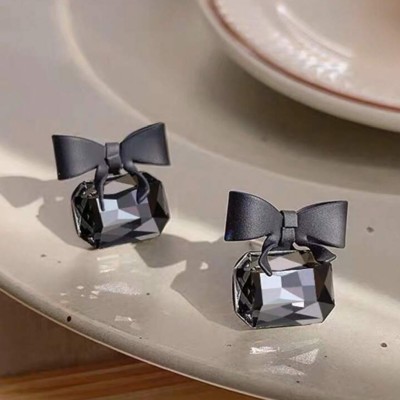 LC IMITATION Western Partywear Black Bowknot Studs Cubic Zirconia Alloy Stud Earring