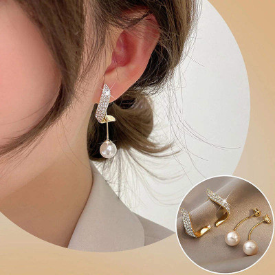 Exotique Korean Beautiful Pearl Wing Stud Earrings 2 Pcs/Set Metal Drops & Danglers Alloy Drops & Danglers