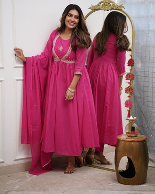 Only KurtaMart Self Design Kurta, Salwar & Dupatta Set