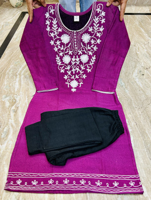 Andheriyas Women Kurta Pant Set