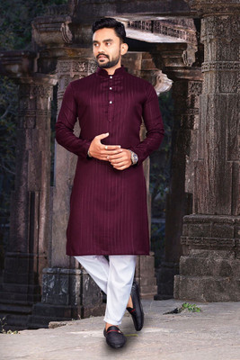 Devmore Men Kurta Pyjama Set