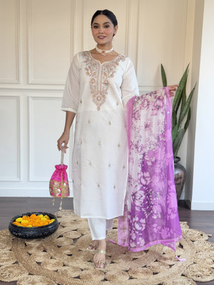 RADHEKRISHNA FASHIONABLES Woven Kurta, Salwar & Dupatta Set
