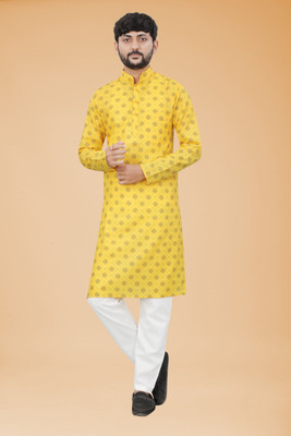 Gajdant Men Kurta Pyjama Set