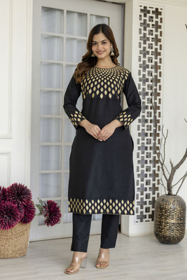UWAIM Women Embroidered Straight Kurta(Black)