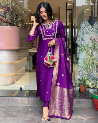 kiwastudio Embroidered Kurta, Trouser/Pant & Dupatta Set
