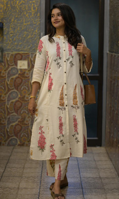 Sun Fashion And Lifestyle Women Kurta Palazzo Set