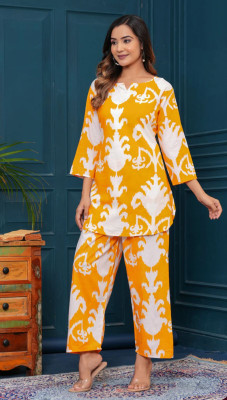 eiravati Women Kurti Pant Dupatta Set