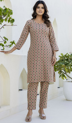 AUZAAI COLLECTION Women Kurta Pyjama Set