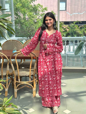 Shyam Fashion Women Floral Print, Printed A-line Kurta(Red)