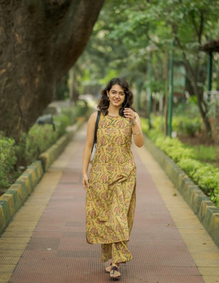 Get smart wear Women Kurta Pant Dupatta Set