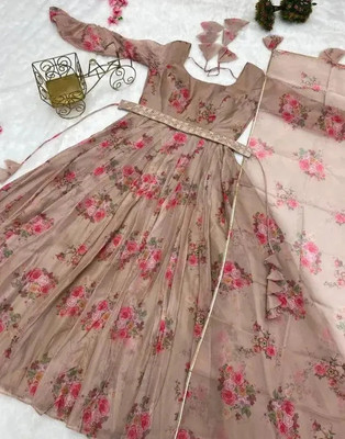 THEOMFAB Anarkali Gown(Beige)