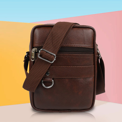 ZipCraze Men Brown Messenger Bag