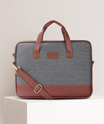 ZipCraze Men & Women Grey Messenger Bag