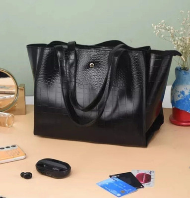 aesthetic Women Black Tote