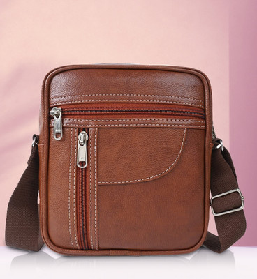 ZipCraze Men Brown Messenger Bag