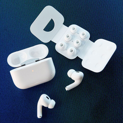 VDTECH Wireless Earbods TWS Earbuds Pro With 60H Playback EB13 Bluetooth(White, True Wireless)
