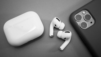 SKYPHR Gamming Earbuds White-Airpro Bluetooth Headset Bluetooth(White, In the Ear)