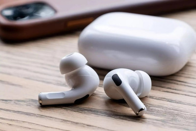 Tedbee Air Touch Control & Mic Bluetooth(White, In the Ear)
