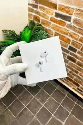 BULLSTORM Wireless Earbods TWS Earbuds Pro With 60H Playback EB04 Bluetooth Gaming(White, True Wireless)