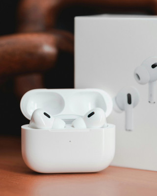 SAIBABA Smart Touch Bass & Deep Audio Bluetooth(White, In the Ear)